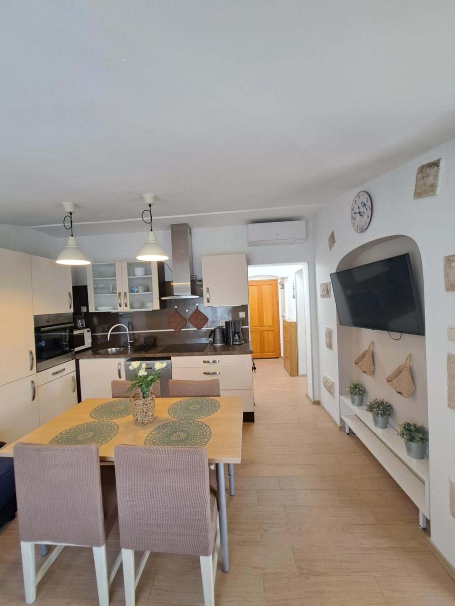 Sweet Home Lustig Pula Extérieur photo